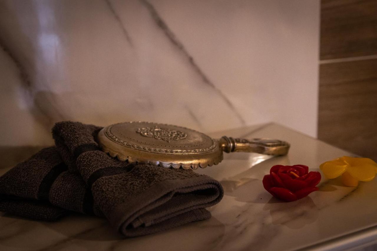 April Luxury Suites (Adults Only) Rhodes City Bagian luar foto