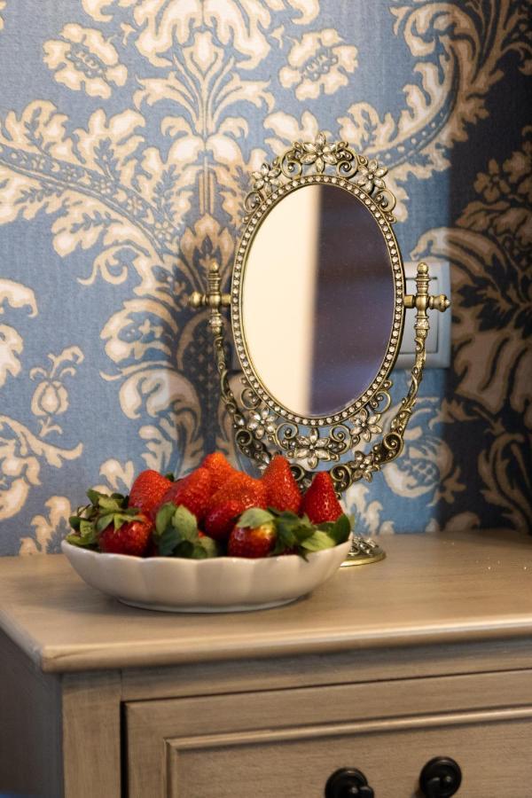 April Luxury Suites (Adults Only) Rhodes City Bagian luar foto