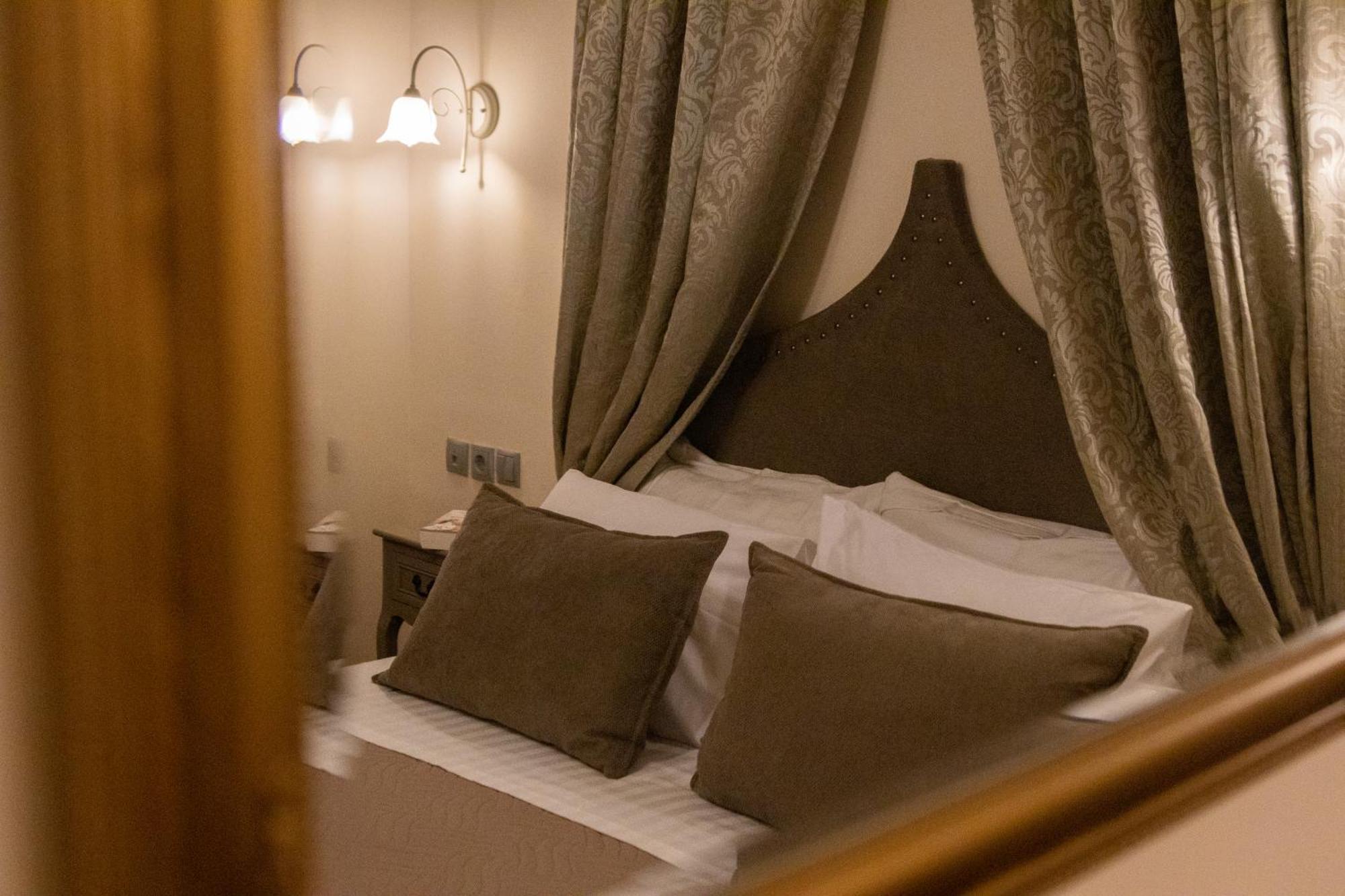 April Luxury Suites (Adults Only) Rhodes City Ruang foto