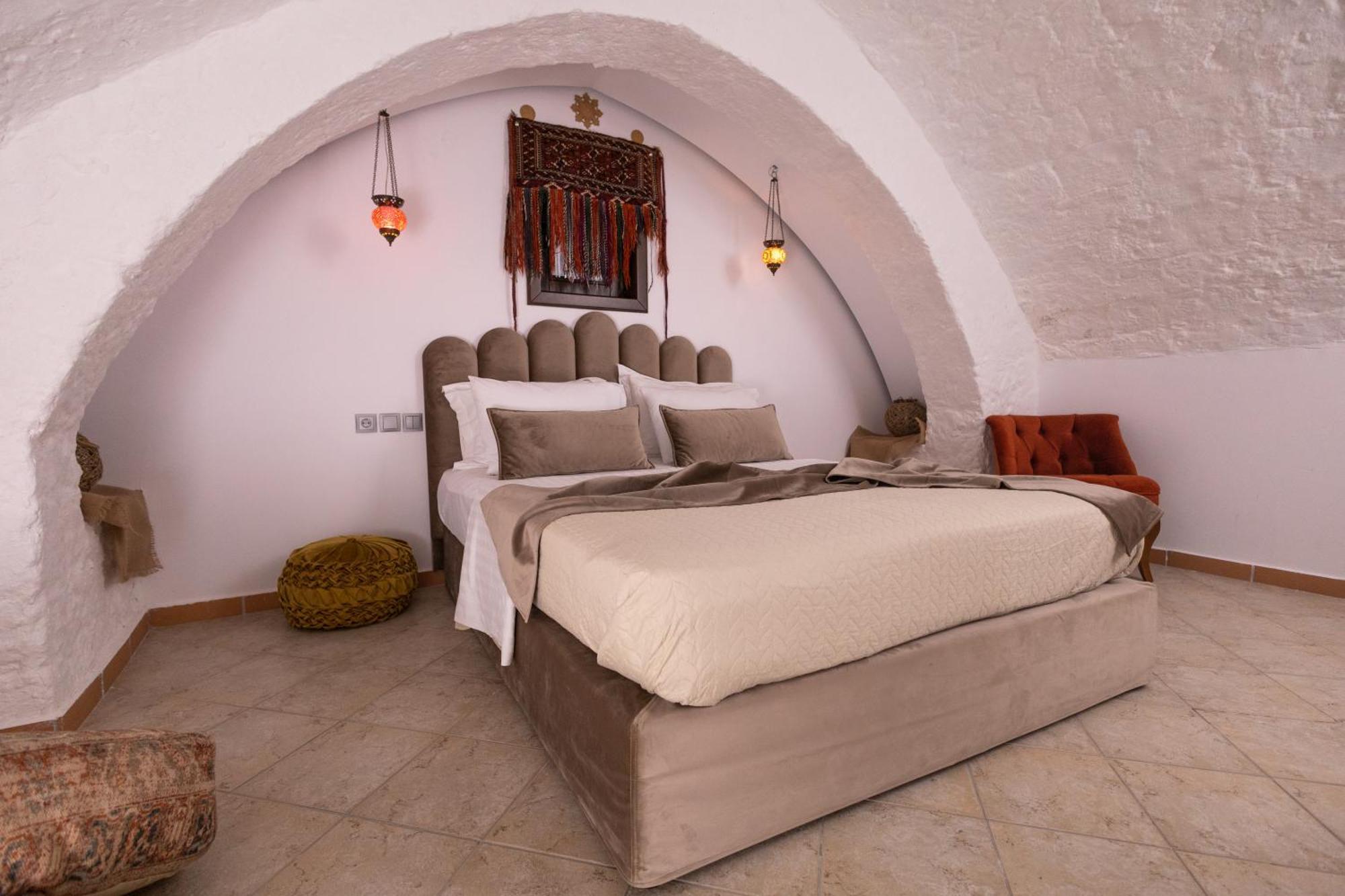 April Luxury Suites (Adults Only) Rhodes City Bagian luar foto