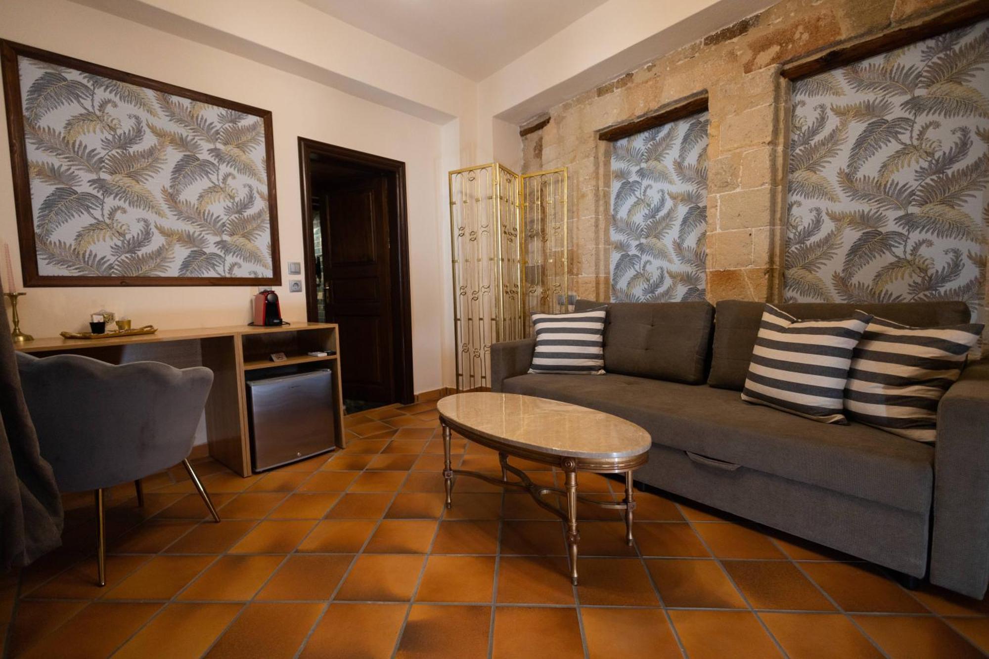 April Luxury Suites (Adults Only) Rhodes City Ruang foto